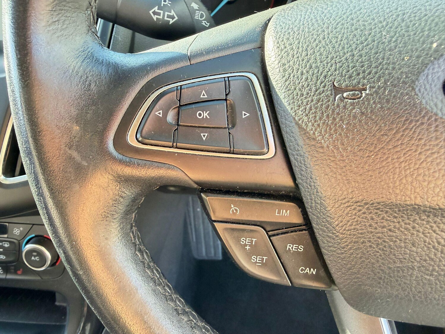 Used Ford Focus 2015 for sale - 77939308: Photo 19