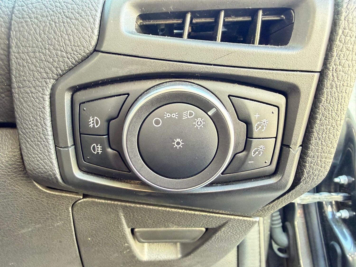 Used Ford Focus 2015 for sale - 77939308: Photo 21