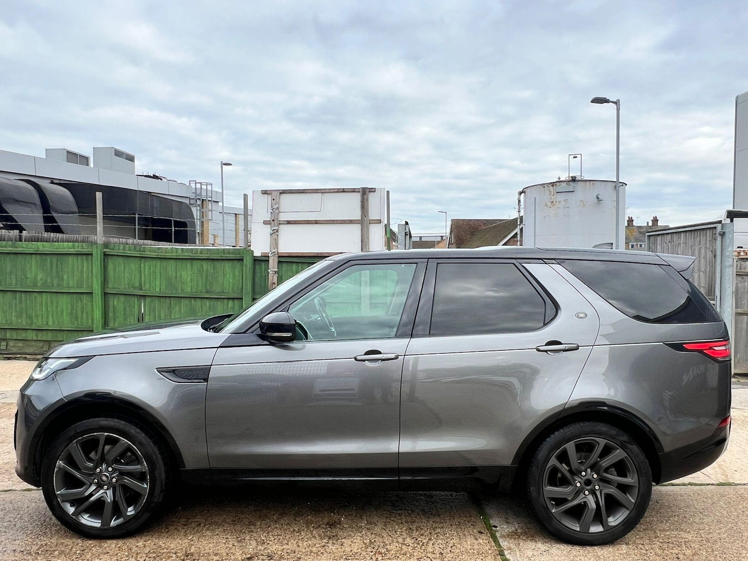 Used Land Rover Discovery 2018 for sale - 76361425: Photo 10