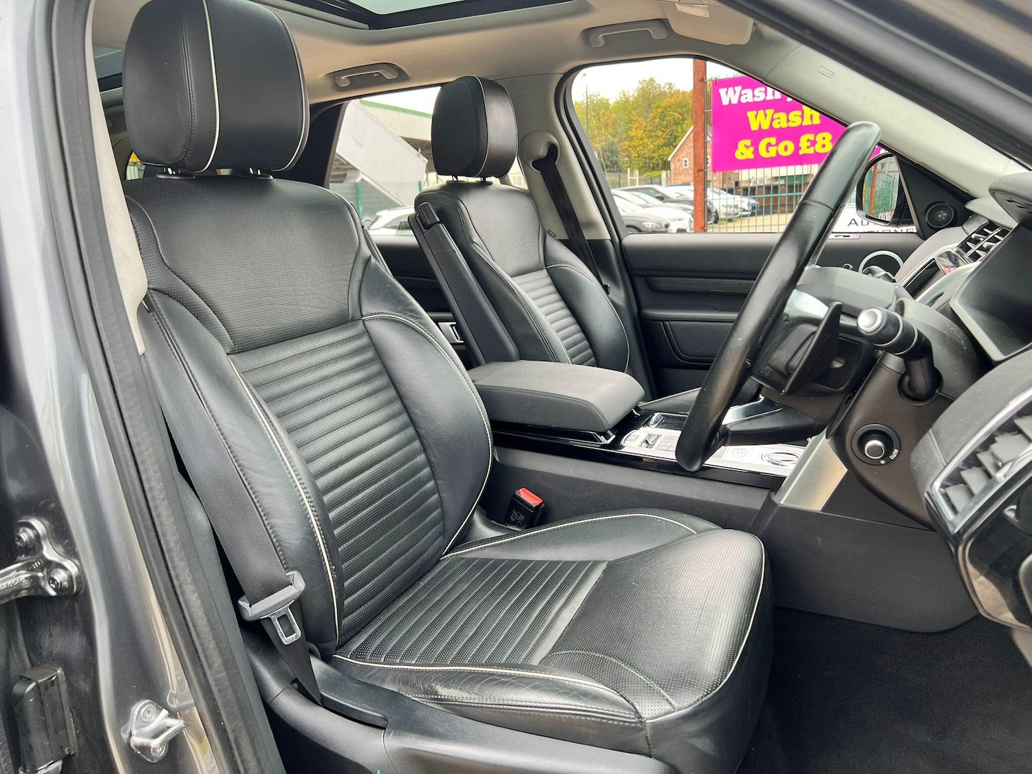 Used Land Rover Discovery 2018 for sale - 76361425: Photo 16