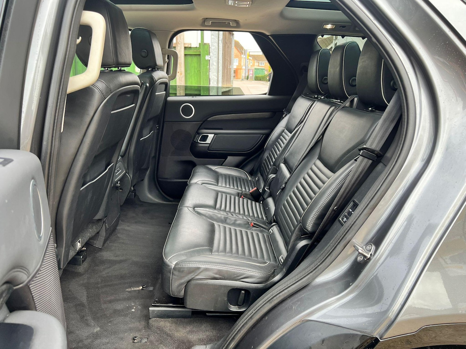 Used Land Rover Discovery 2018 for sale - 76361425: Photo 20