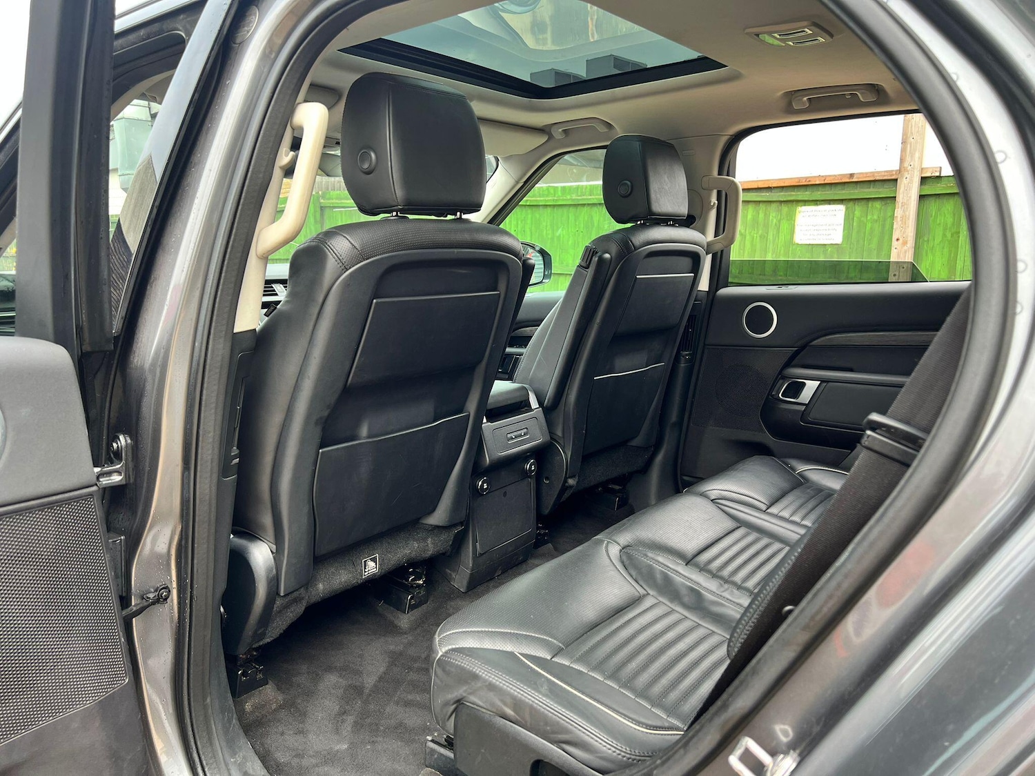 Used Land Rover Discovery 2018 for sale - 76361425: Photo 22