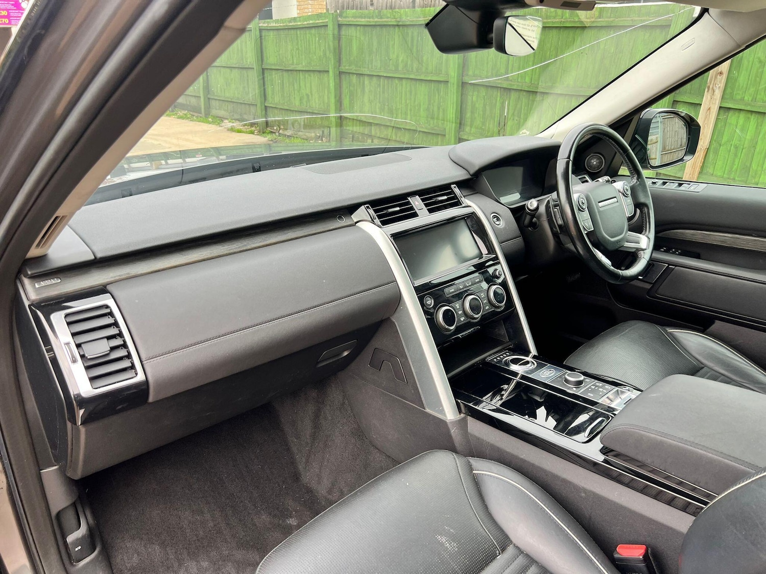 Used Land Rover Discovery 2018 for sale - 76361425: Photo 25