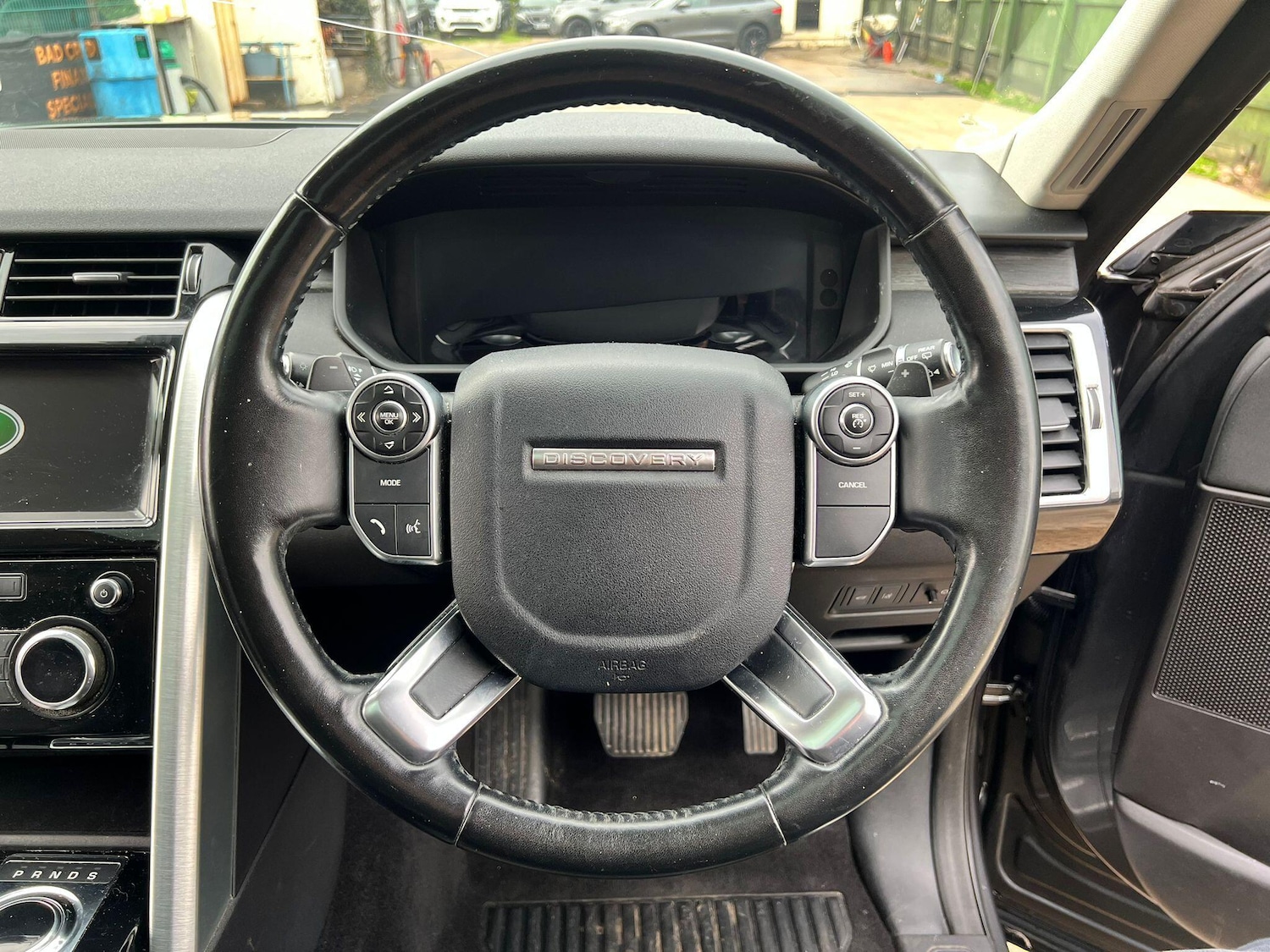 Used Land Rover Discovery 2018 for sale - 76361425: Photo 29