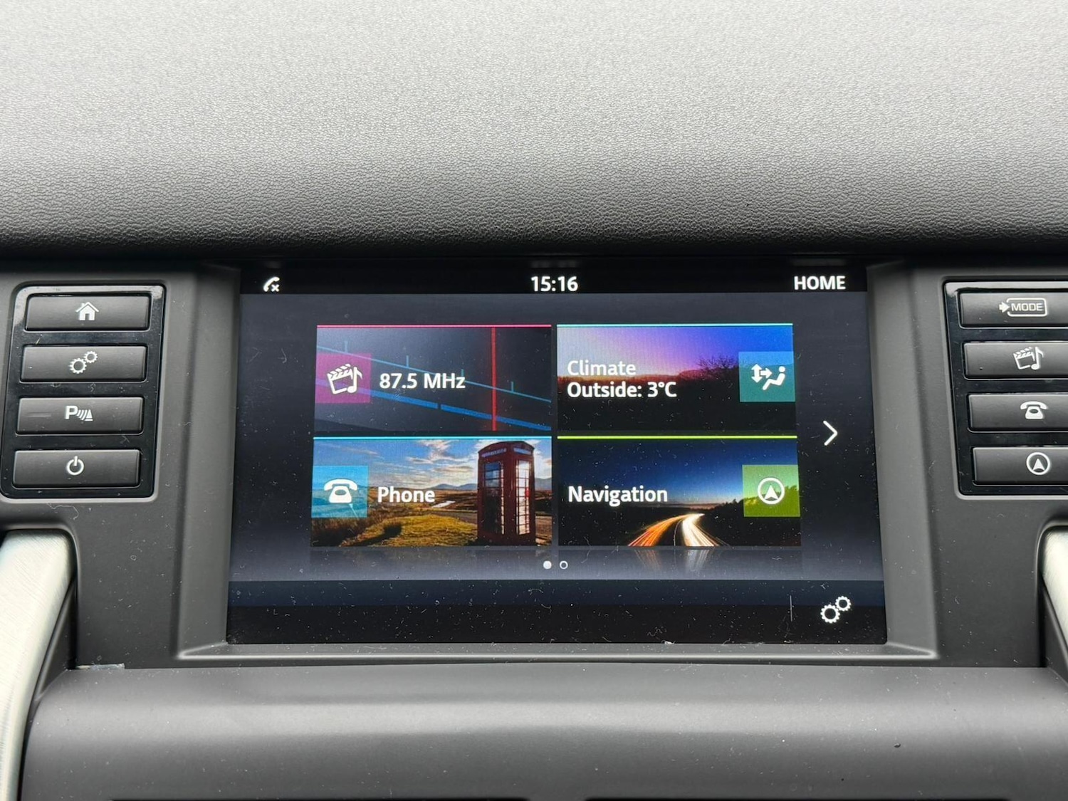 Used Land Rover Discovery Sport 2016 for sale - 77156705: Photo 4