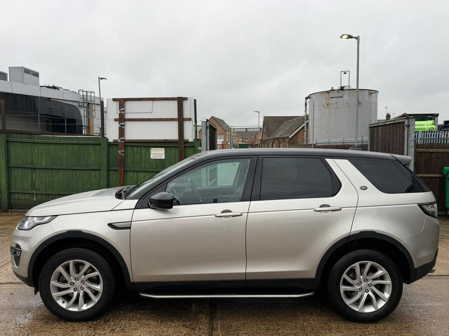 Used Land Rover Discovery Sport 2016 for sale - 77156705: Photo 8