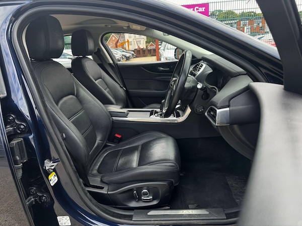 Used Jaguar XE 2019 for sale - 75720053: Photo 14