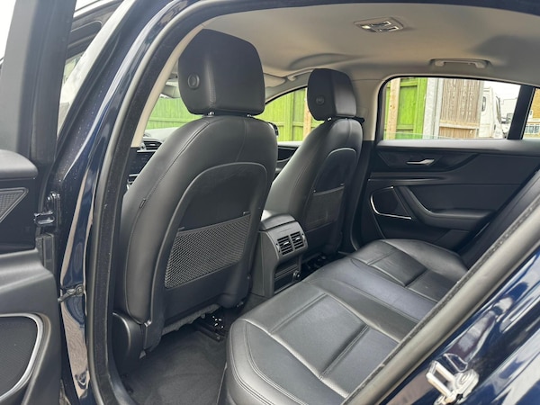 Used Jaguar XE 2019 for sale - 75720053: Photo 21