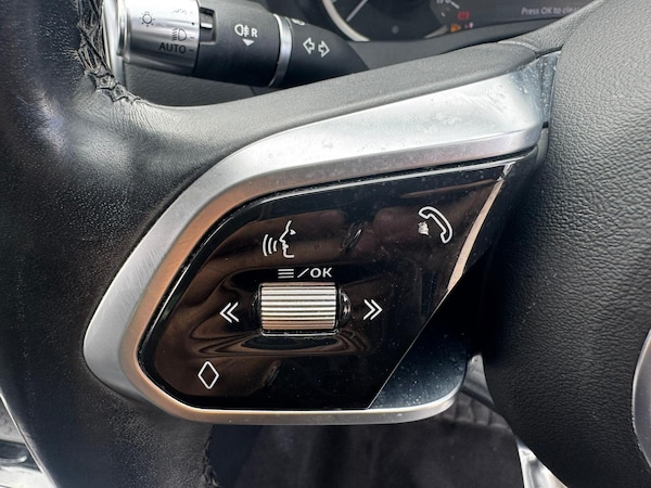 Used Jaguar XE 2019 for sale - 75720053: Photo 28