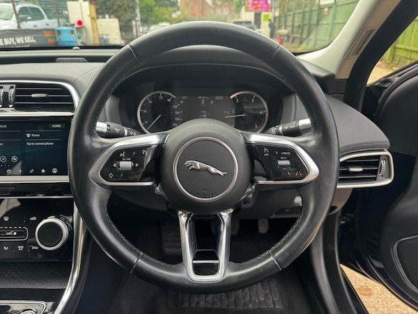 Used Jaguar XE 2019 for sale - 75720053: Photo 9