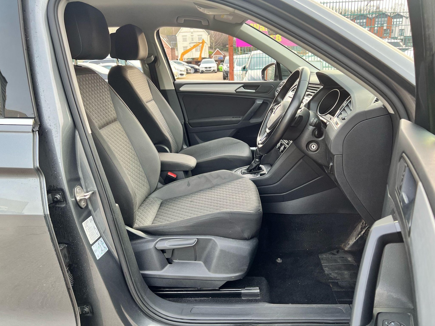 Used Volkswagen Tiguan 2018 for sale - 77119668: Photo 29