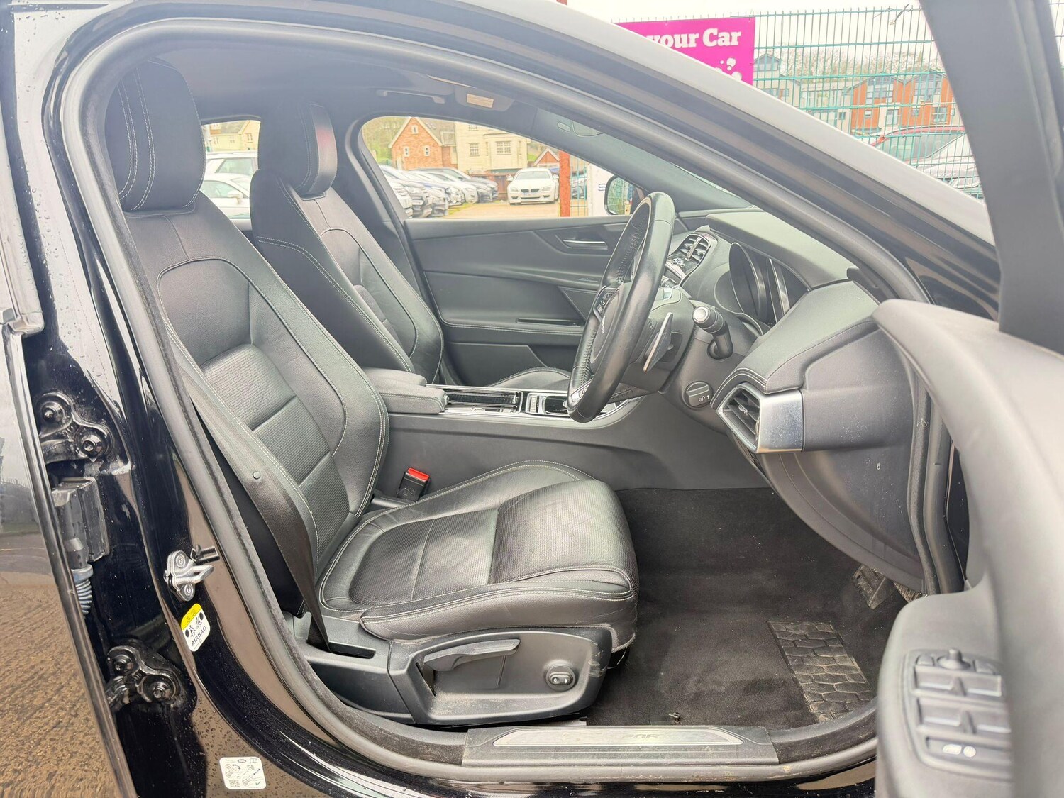 Used Jaguar XE for sale - 77510837: Photo 14