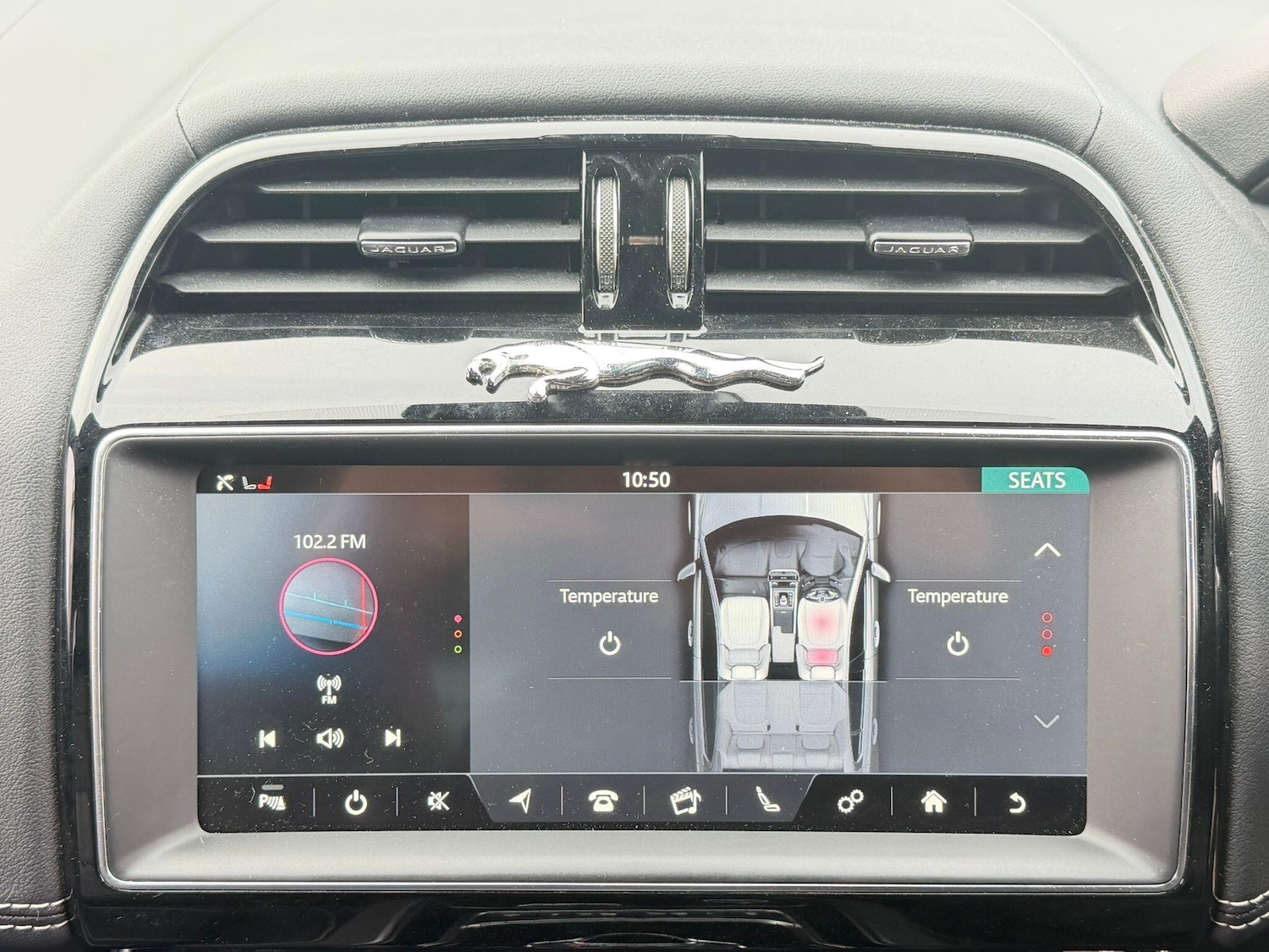 Used Jaguar XE for sale - 77510837: Photo 2