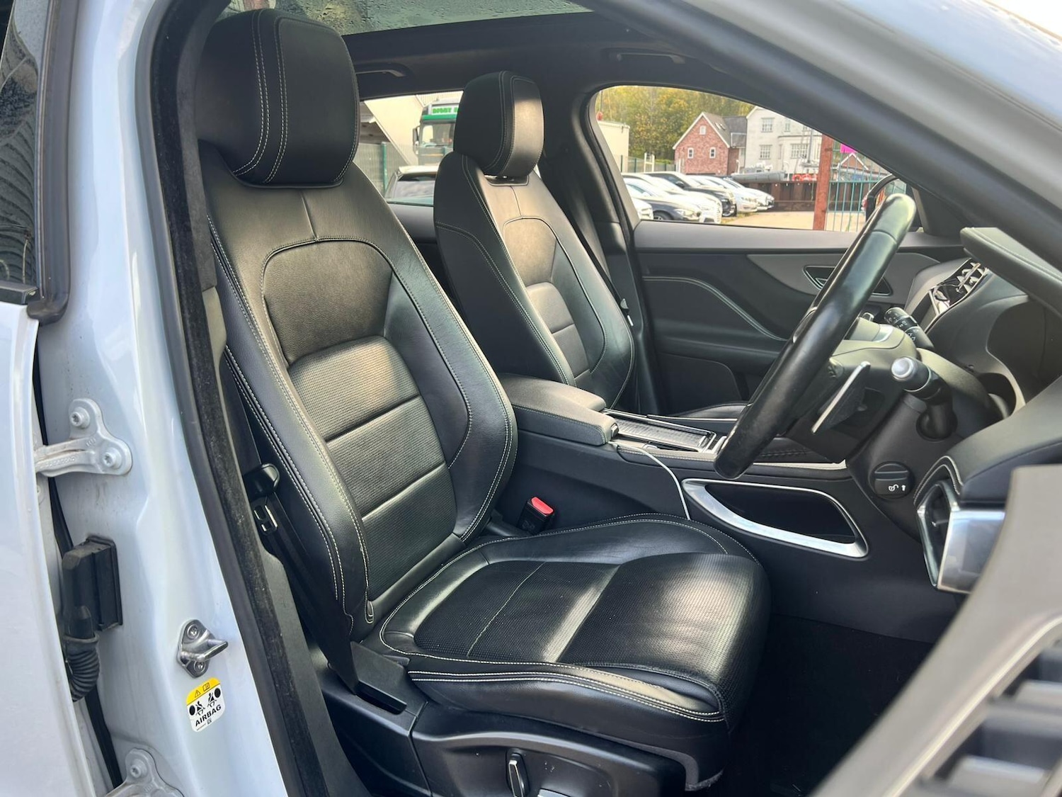 Used Jaguar F-Pace 2019 for sale - 76398263: Photo 15