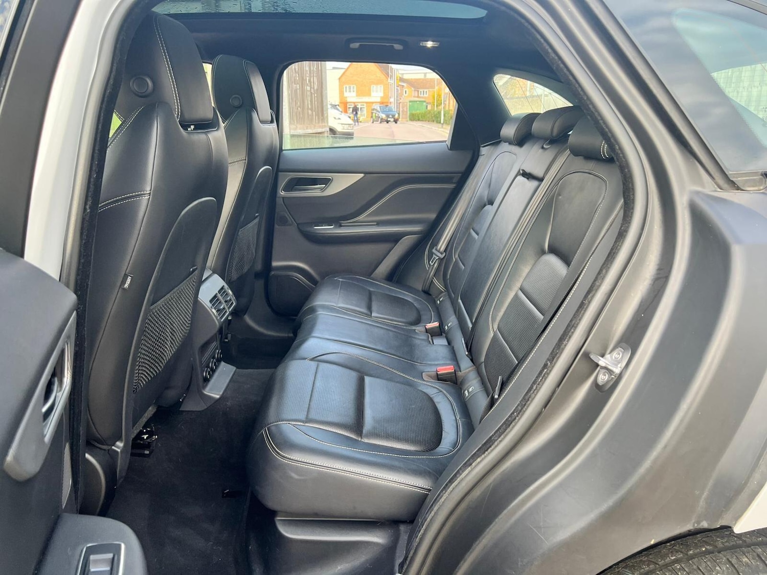 Used Jaguar F-Pace 2019 for sale - 76398263: Photo 20