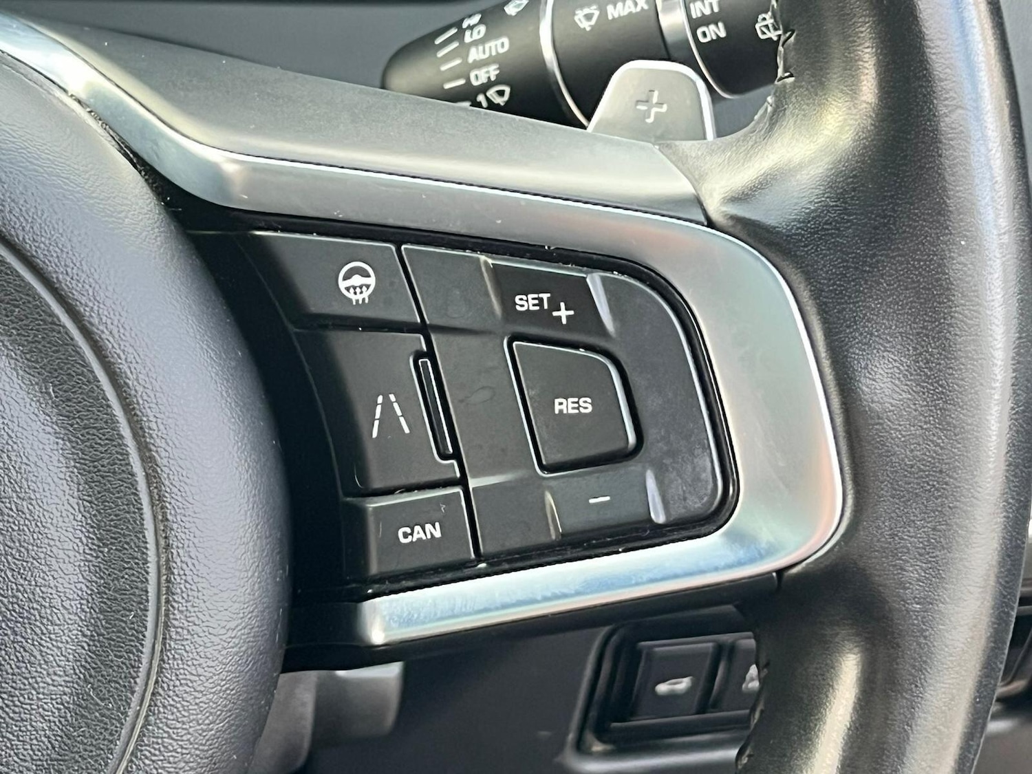 Used Jaguar F-Pace 2019 for sale - 76398263: Photo 30