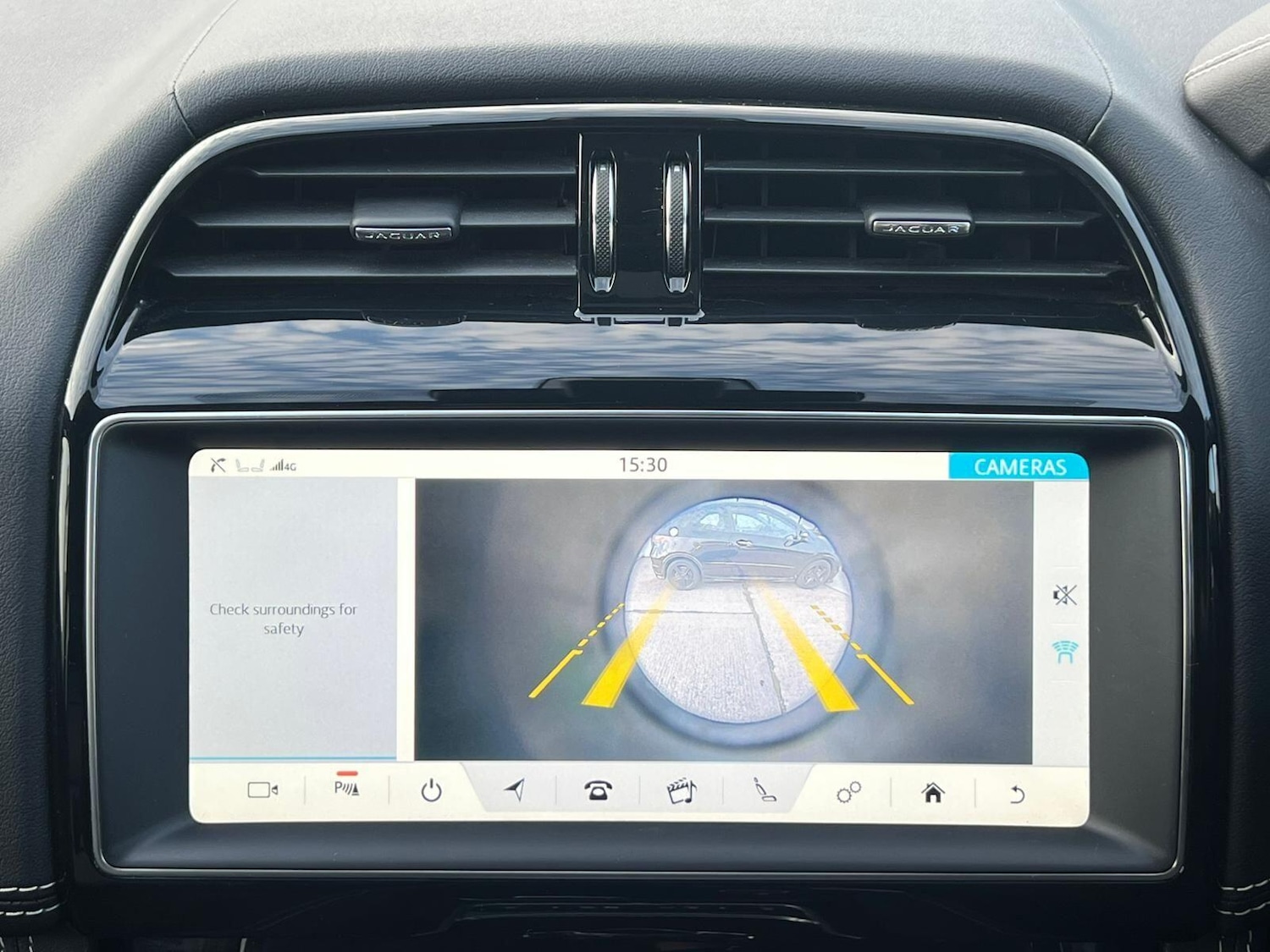 Used Jaguar F-Pace 2019 for sale - 76398263: Photo 7