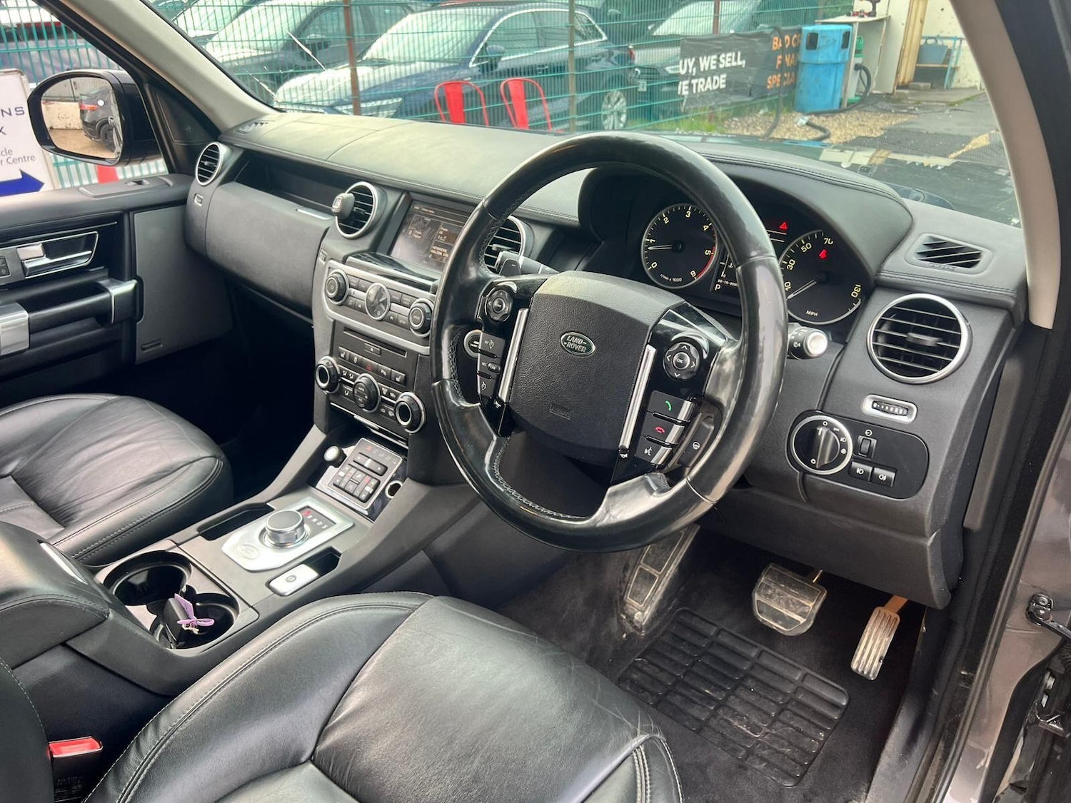 Used Land Rover Discovery 4 2016 for sale - 76398372: Photo 16