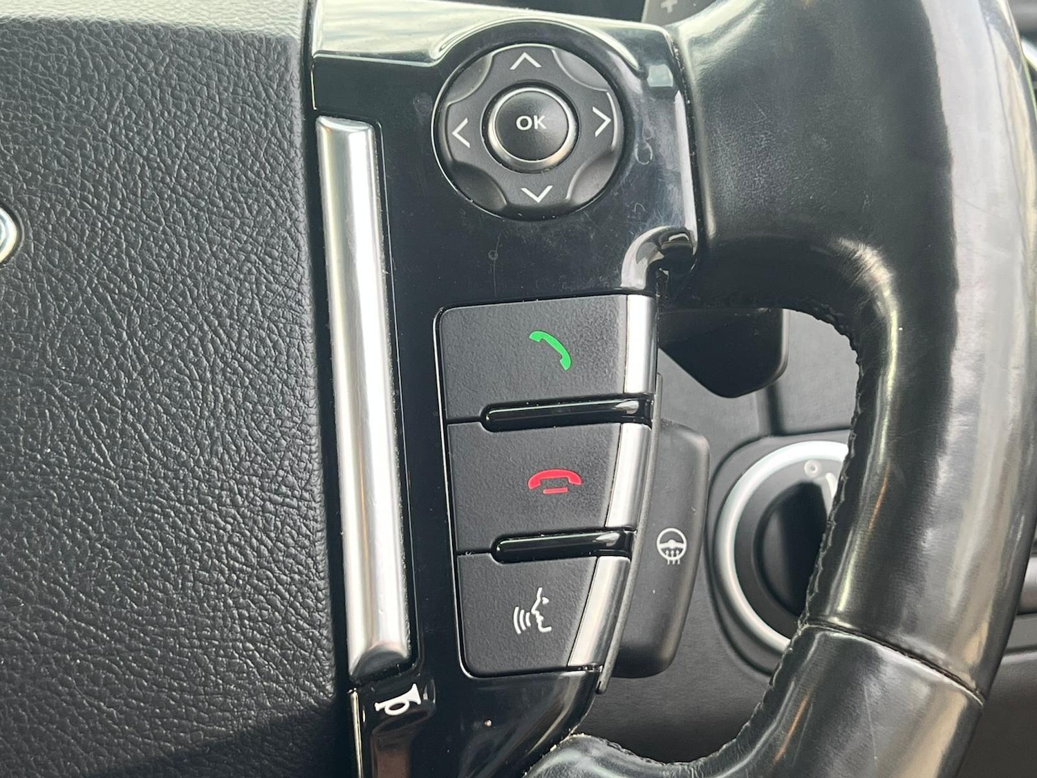 Used Land Rover Discovery 4 2016 for sale - 76398372: Photo 31