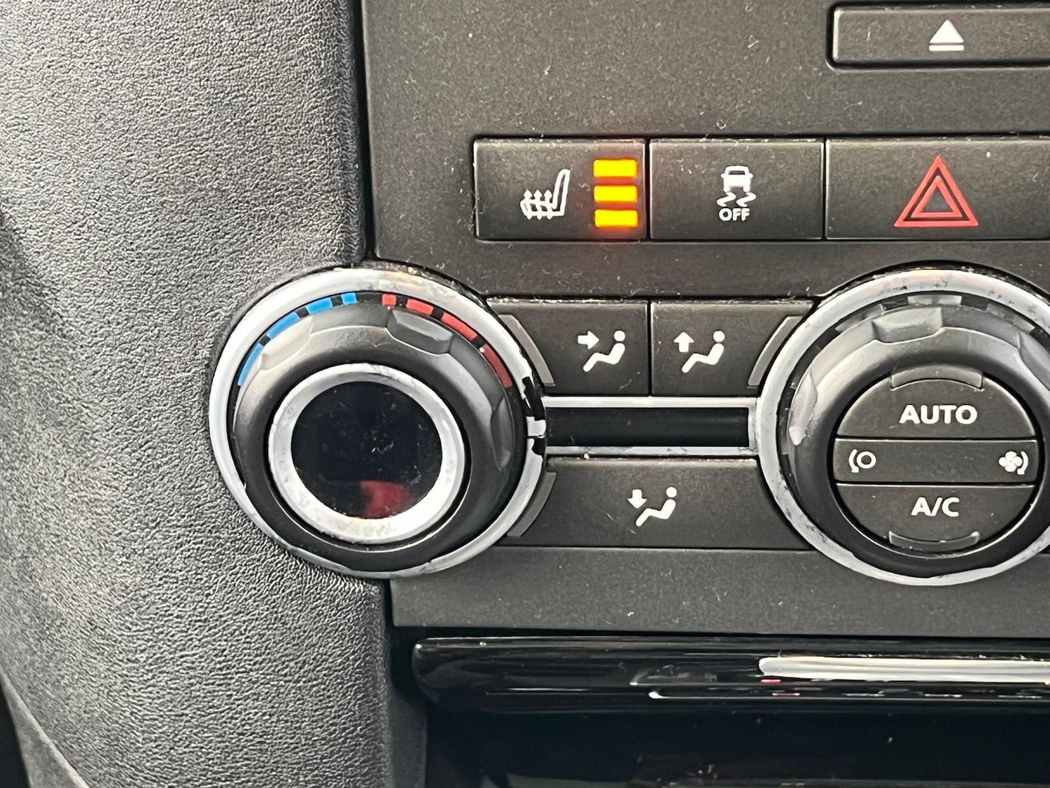 Used Land Rover Discovery 4 2016 for sale - 76398372: Photo 33