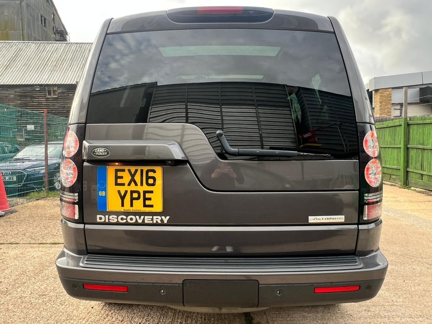 Used Land Rover Discovery 4 2016 for sale - 76398372: Photo 6