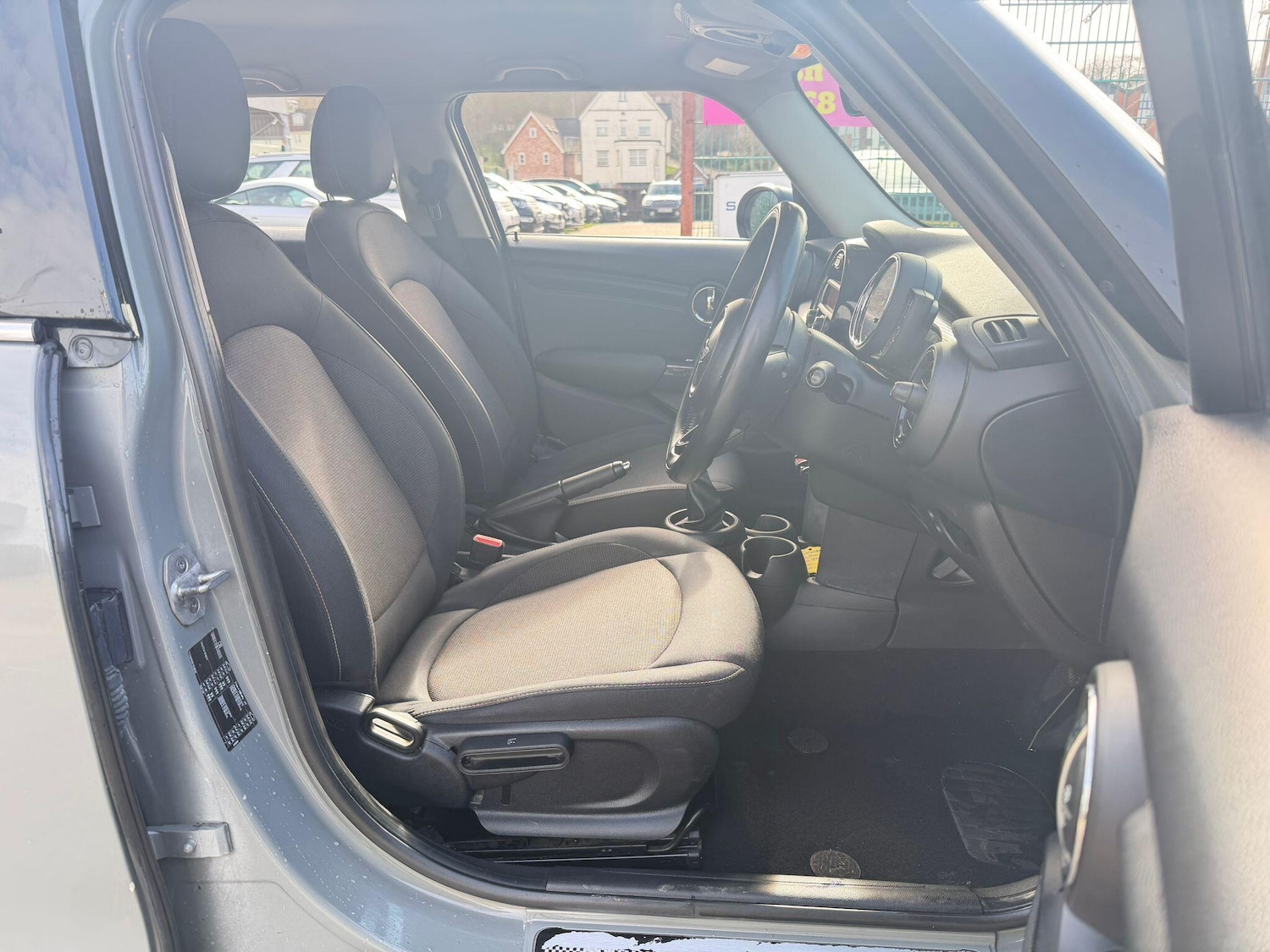 Used MINI Hatch 2017 for sale - 77646167: Photo 9