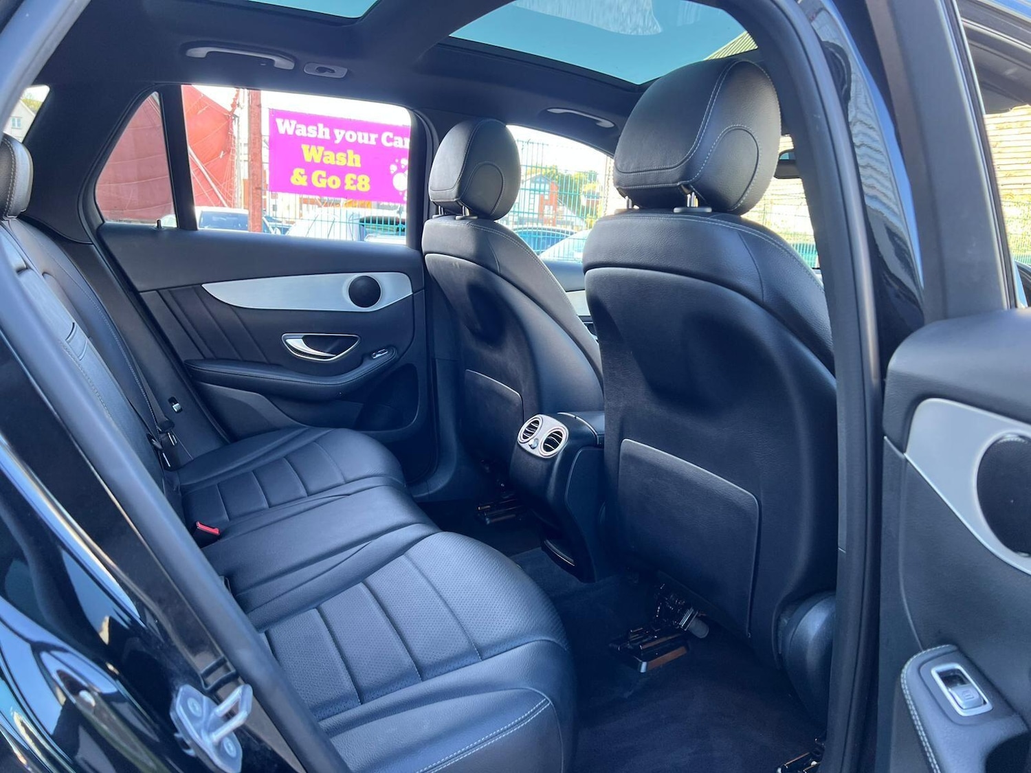 Used Mercedes-Benz GLC 2016 for sale - 76371571: Photo 18