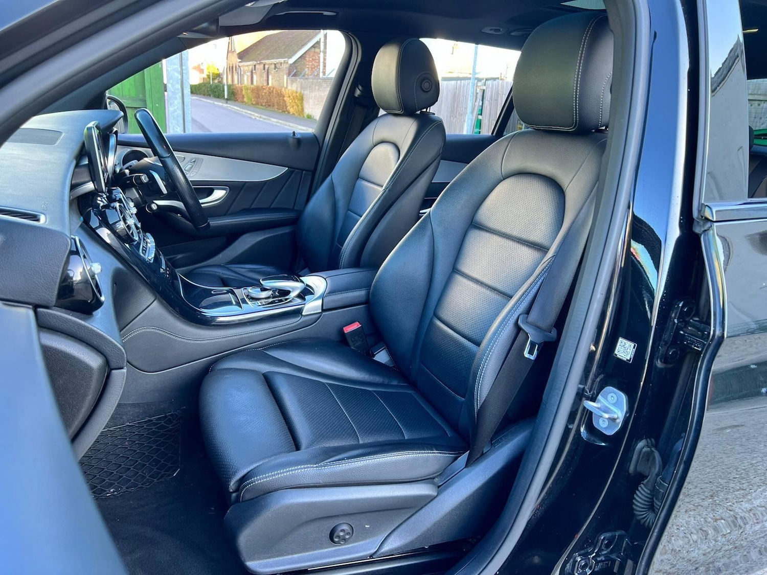 Used Mercedes-Benz GLC 2016 for sale - 76371571: Photo 23