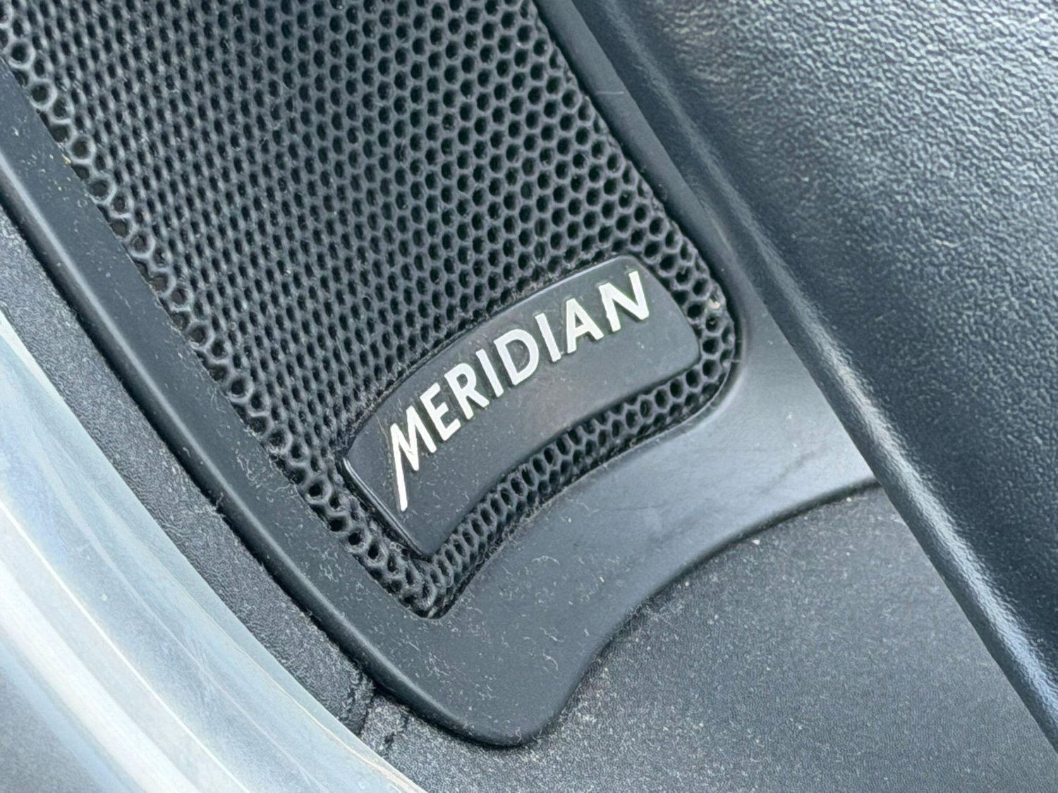 Used Land Rover Discovery Sport 2019 for sale - 76714356: Photo 4