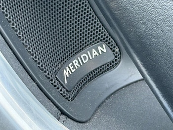 Used Land Rover Discovery Sport 2019 for sale - 76714356: Photo