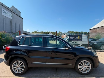 Used Volkswagen Tiguan 2014 for sale - 79202504: Photo