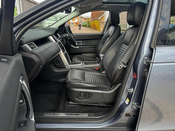 Used Land Rover Discovery Sport 2017 for sale - 76214434: Photo 23