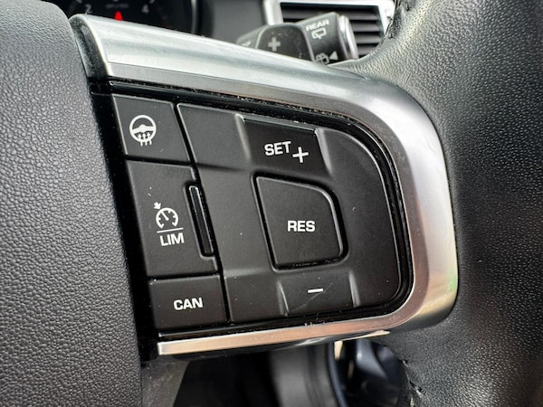 Used Land Rover Discovery Sport 2017 for sale - 76214434: Photo 30