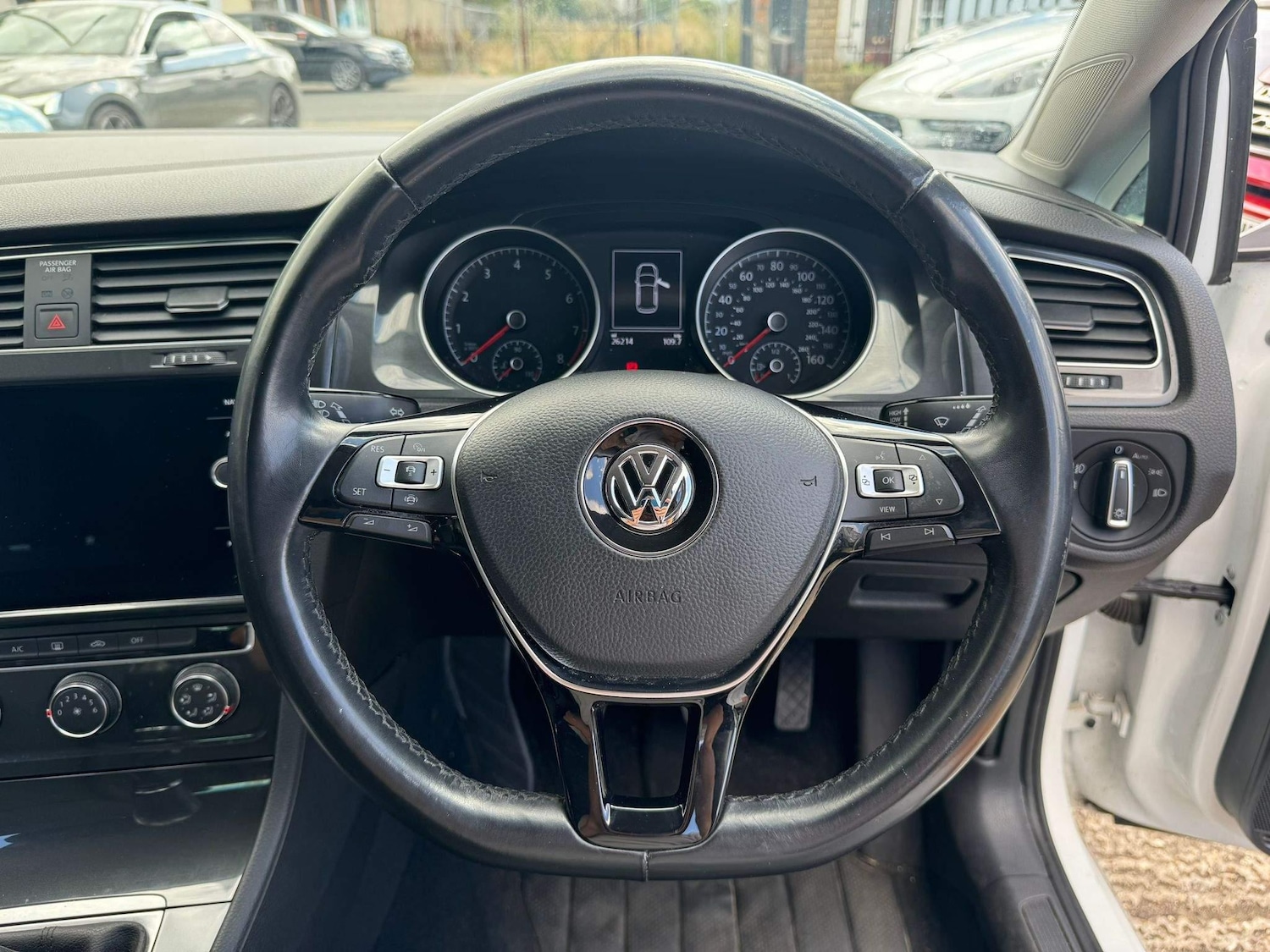 Used Volkswagen Golf 2019 for sale - 76965130: Photo 12