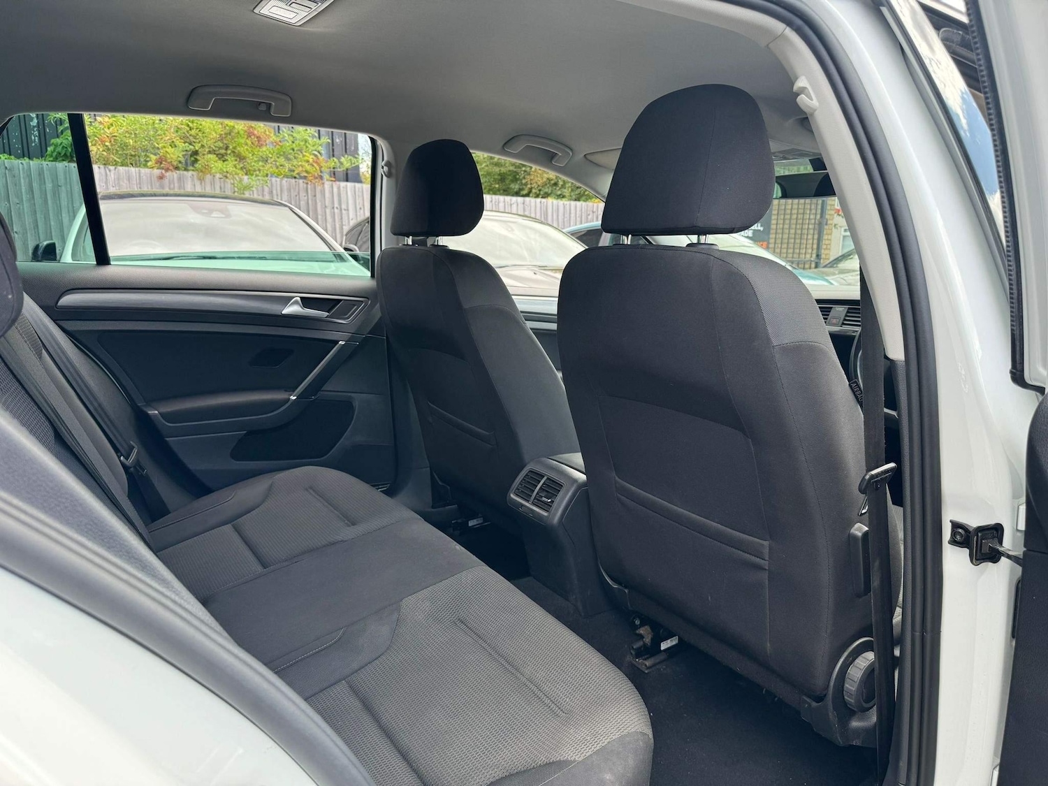 Used Volkswagen Golf 2019 for sale - 76965130: Photo 20