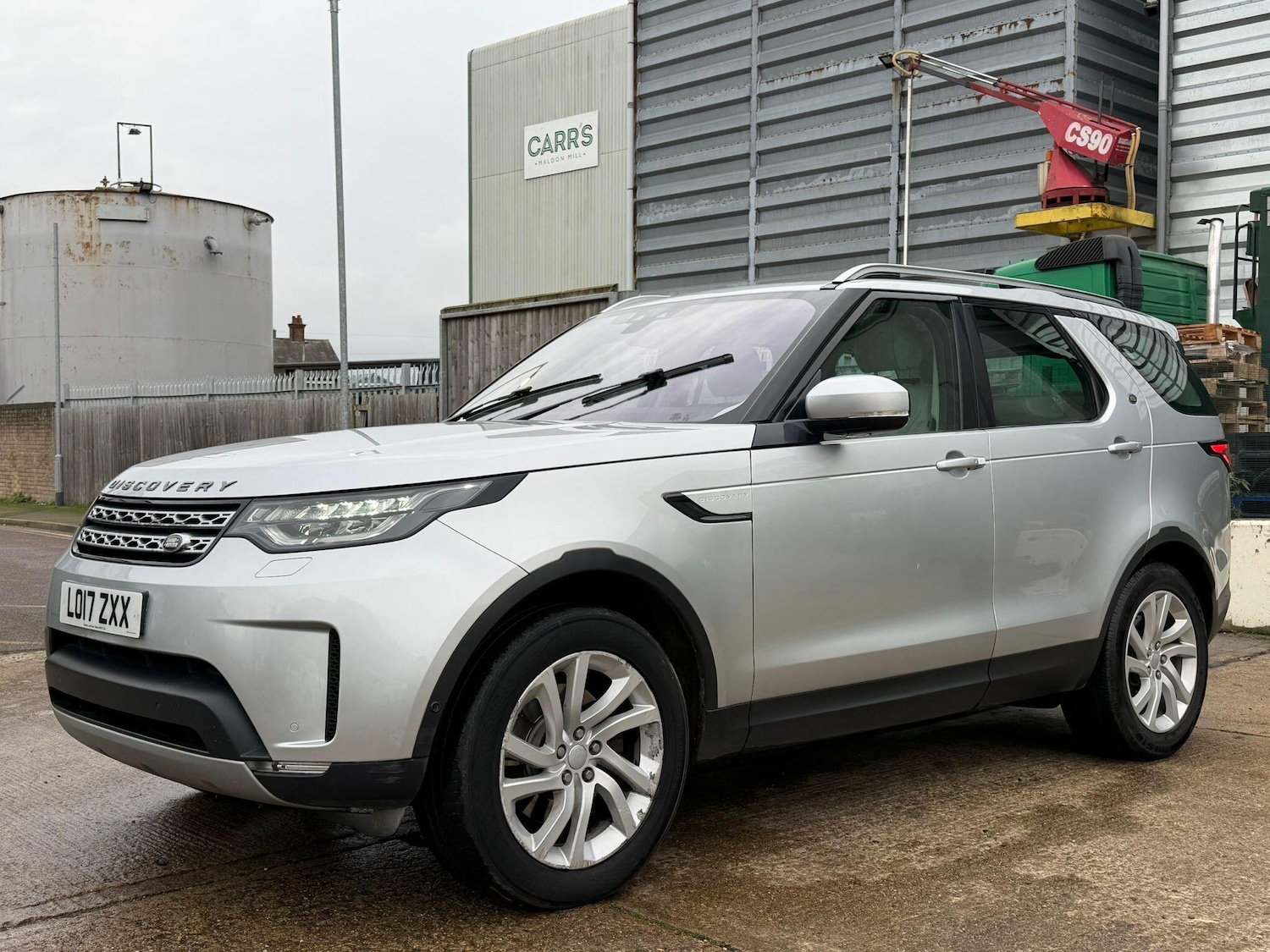 Used Land Rover Discovery 2017 for sale - 76964416: Photo 11