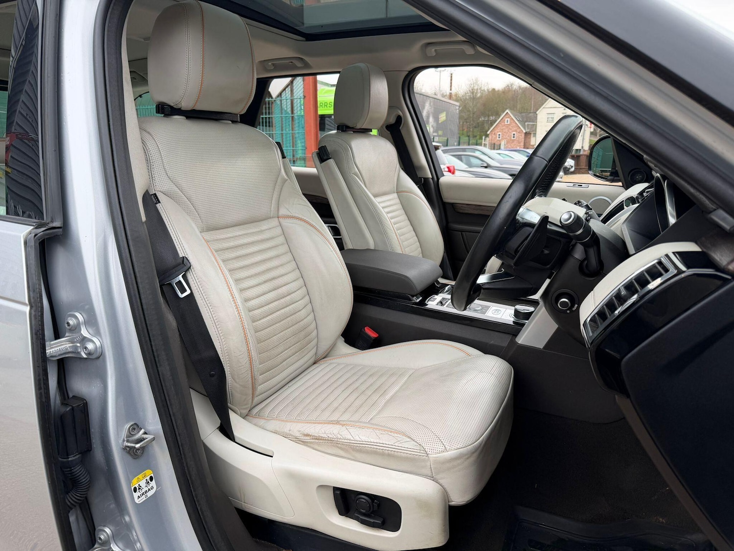 Used Land Rover Discovery 2017 for sale - 76964416: Photo 16