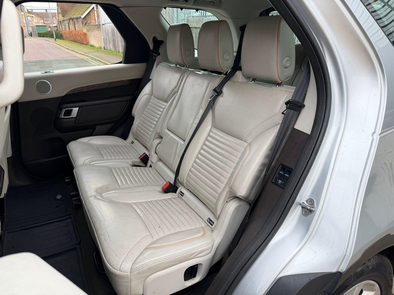 Used Land Rover Discovery 2017 for sale - 76964416: Photo 22