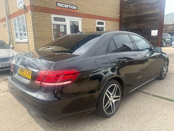 Used Mercedes-Benz E Class 2015 for sale - 79794546: Photo