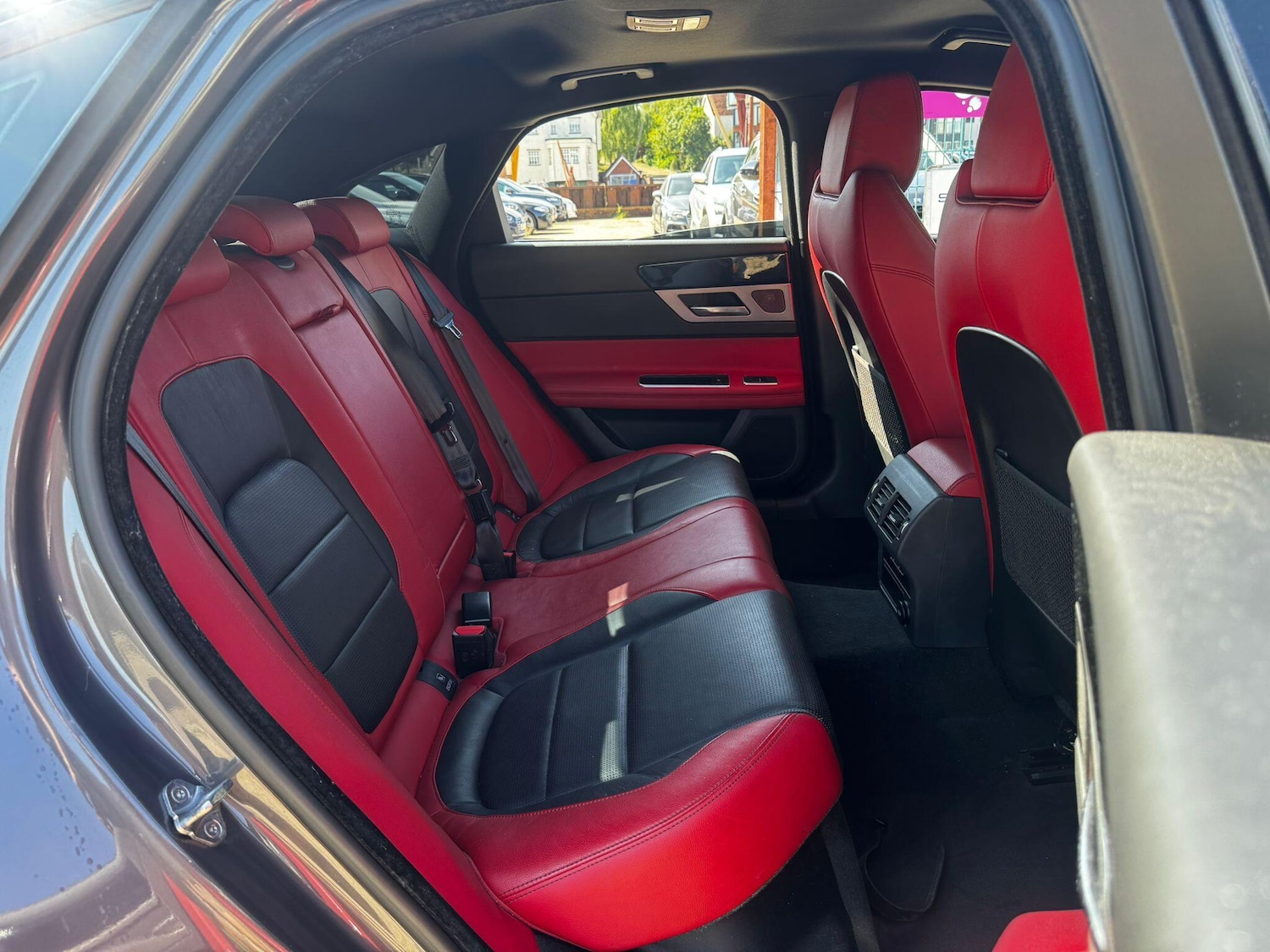 Used Jaguar XF 2016 for sale - 76073185: Photo 16