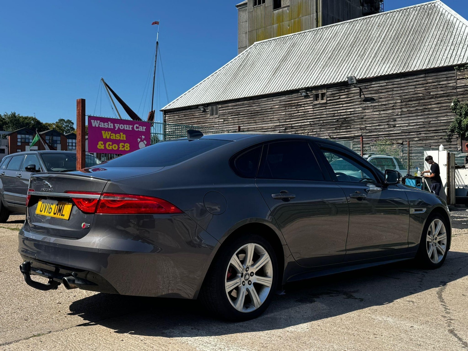 Used Jaguar XF 2016 for sale - 76073185: Photo 5