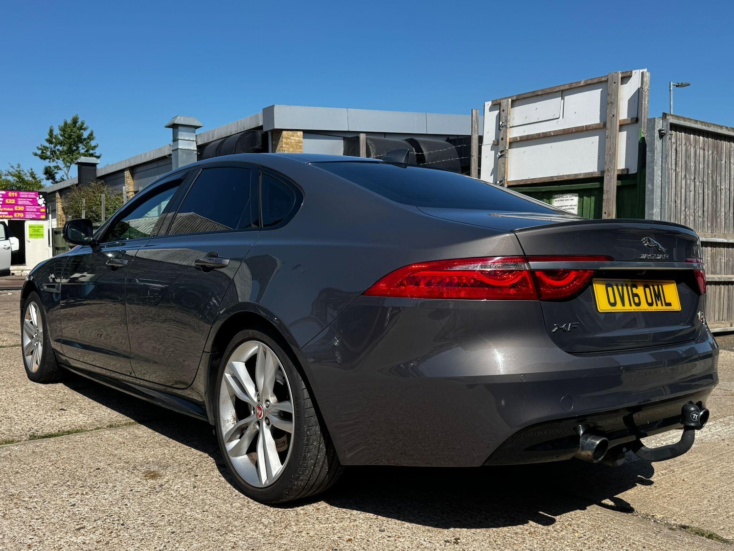 Used Jaguar XF 2016 for sale - 76073185: Photo 8
