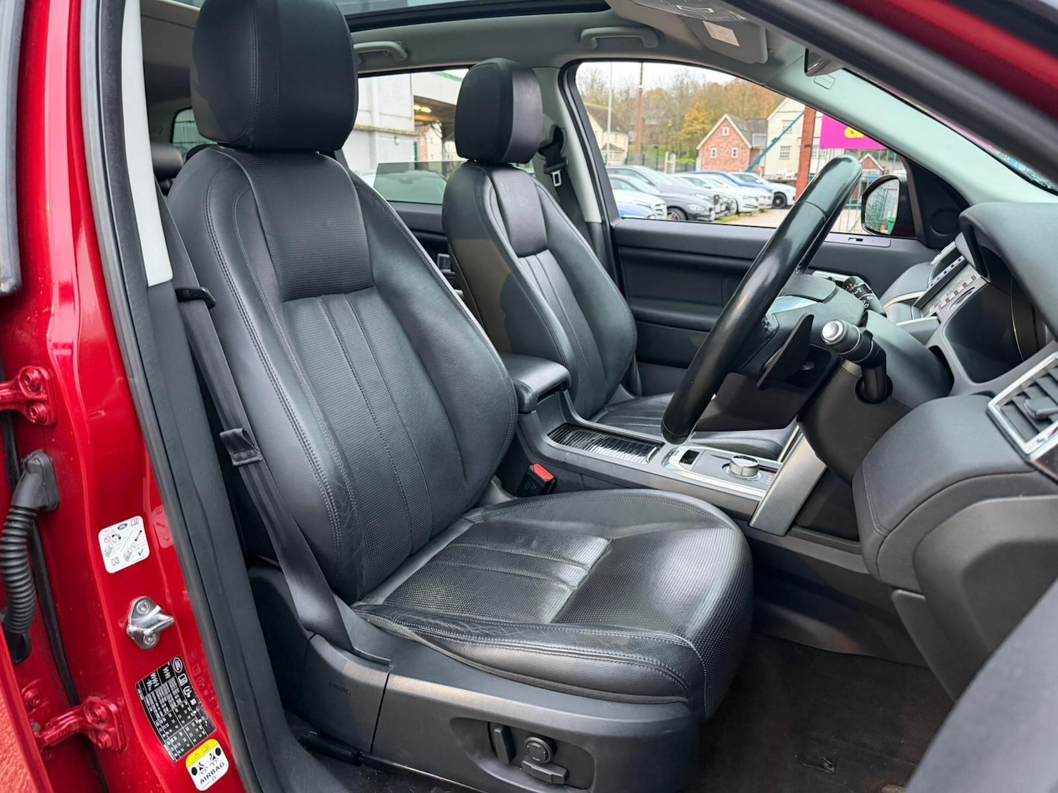 Used Land Rover Discovery Sport 2016 for sale - 76771868: Photo 17