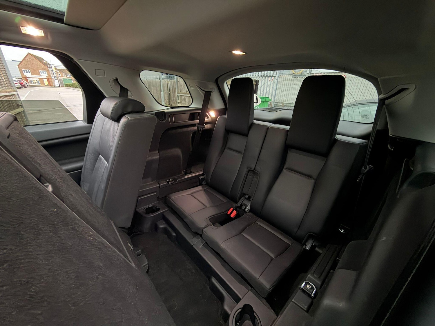 Used Land Rover Discovery Sport 2016 for sale - 76771868: Photo 24