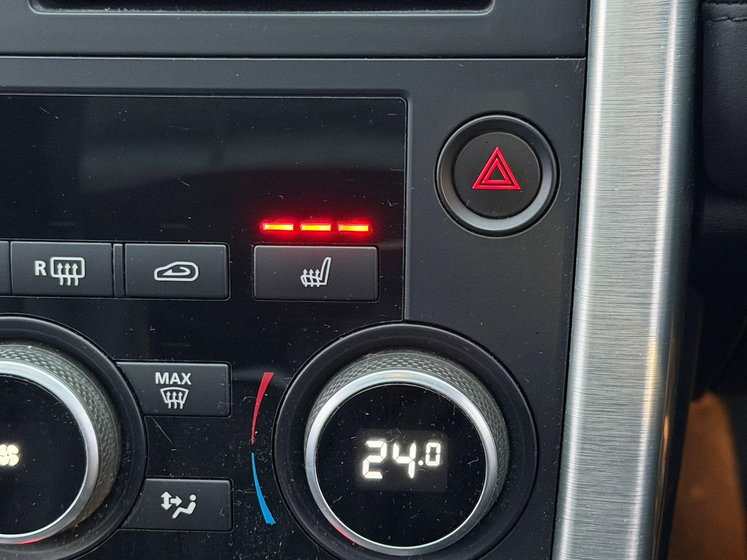 Used Land Rover Discovery Sport 2016 for sale - 76771868: Photo 27