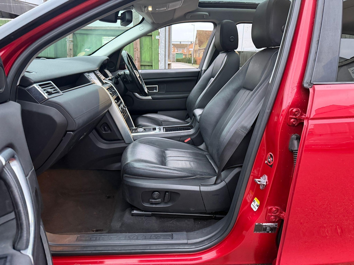 Used Land Rover Discovery Sport 2016 for sale - 76771868: Photo 30