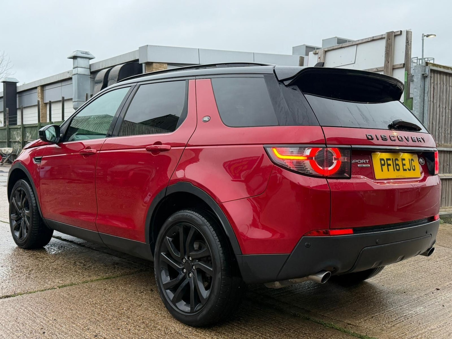 Used Land Rover Discovery Sport 2016 for sale - 76771868: Photo 6