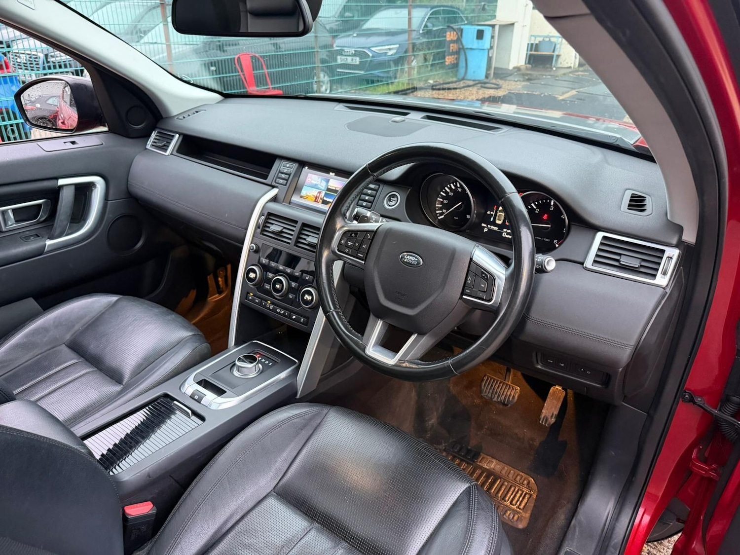 Used Land Rover Discovery Sport 2016 for sale - 76771868: Photo 9