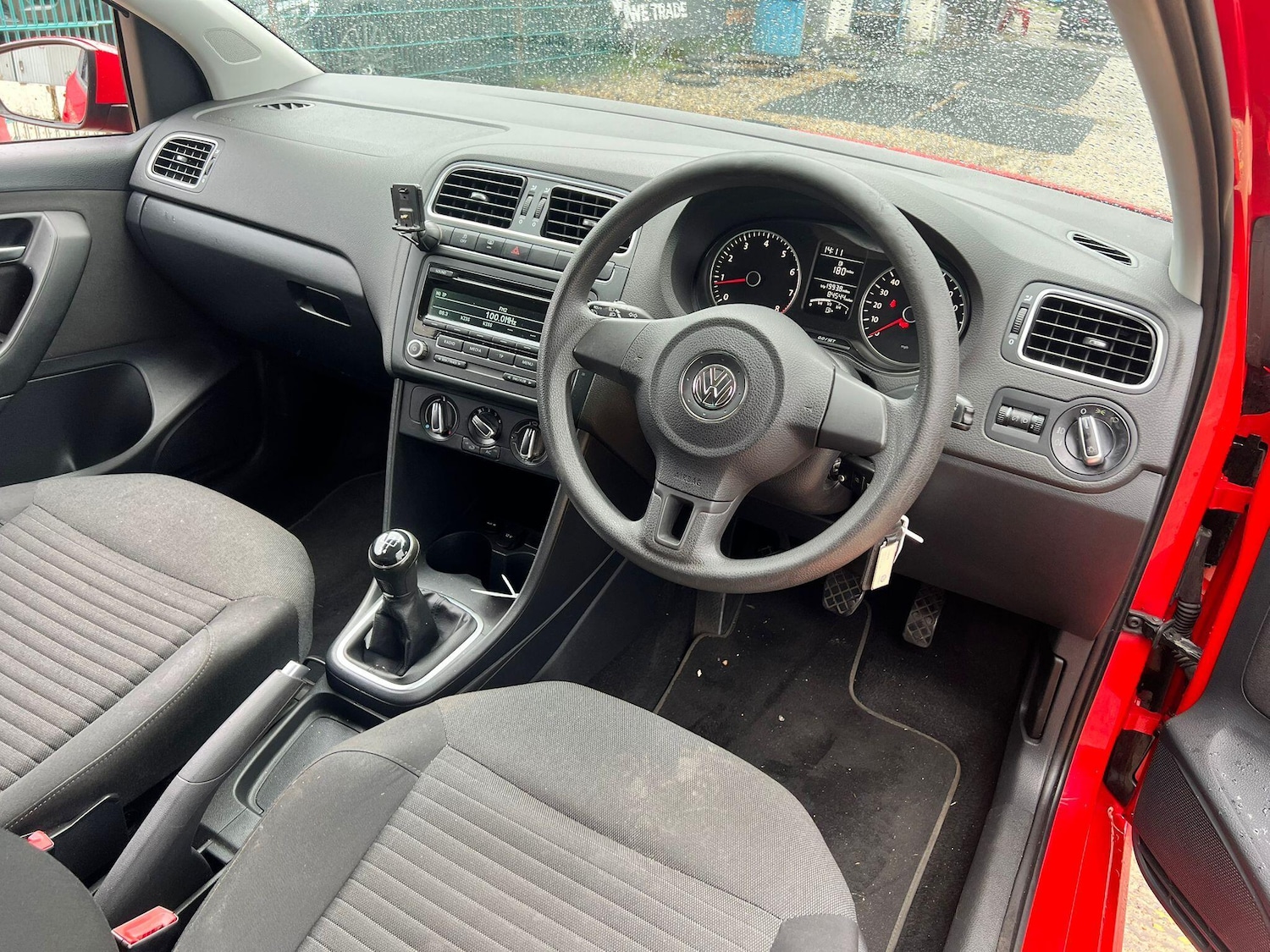 Used Volkswagen Polo 2014 for sale - 76337772: Photo 10