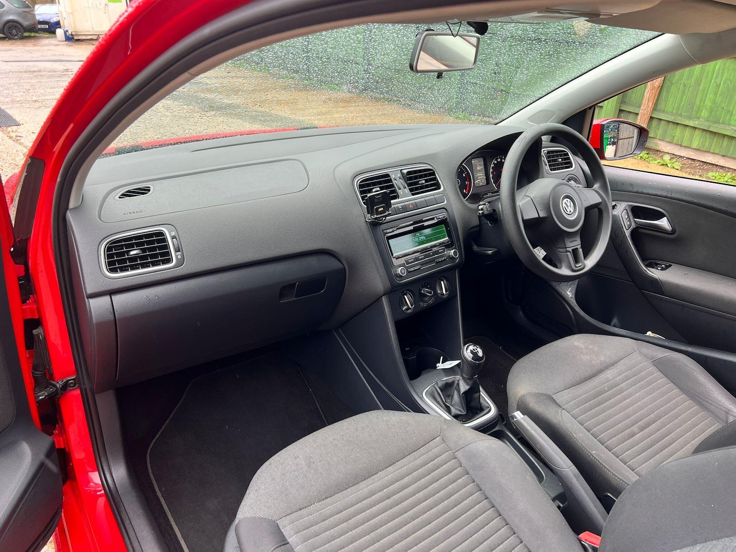 Used Volkswagen Polo 2014 for sale - 76337772: Photo 13